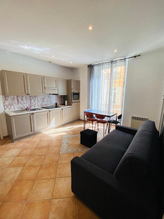 Corso Home- Central Apartment In Menton Eksteriør bilde